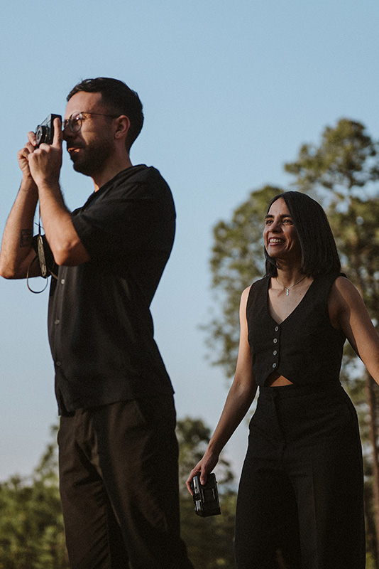 Alex and Dani — wedding photographers